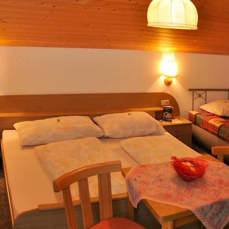 Hotel Haus Alpenruh Sankt Leonhard im Pitztal Exterior foto