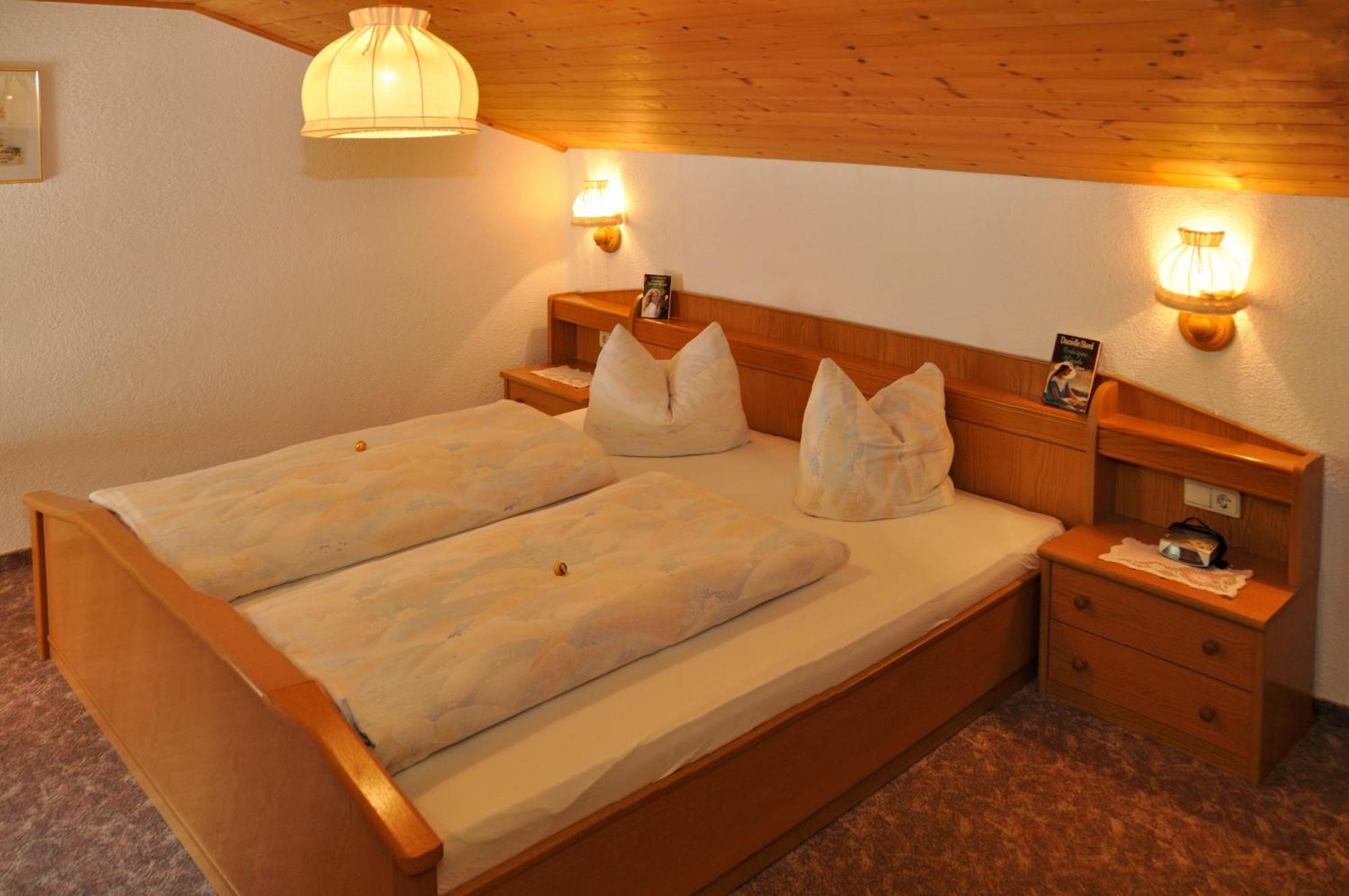 Hotel Haus Alpenruh Sankt Leonhard im Pitztal Exterior foto